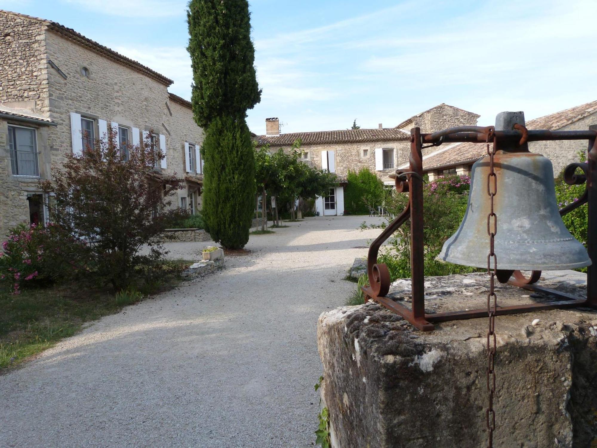 Prieure De Grignan Hotel Bagian luar foto